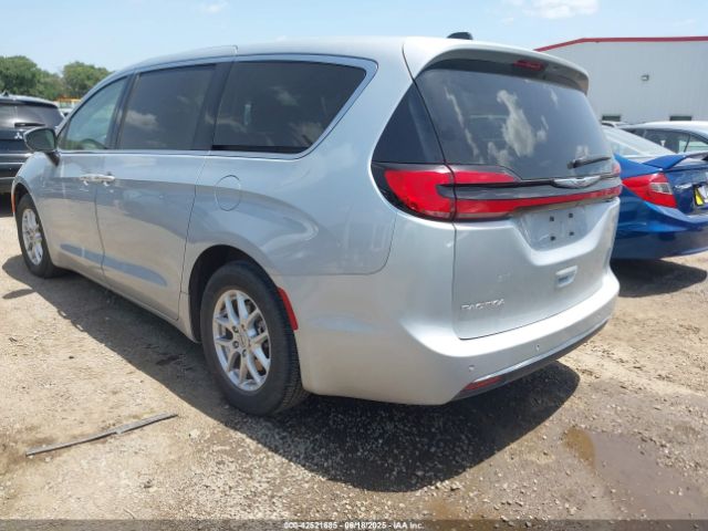 2023 CHRYSLER PACIFICA 2C4RC1BG8PR623994 Photo 2