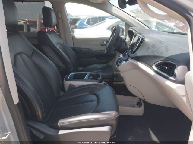 2023 CHRYSLER PACIFICA 2C4RC1BG8PR623994 Photo 4