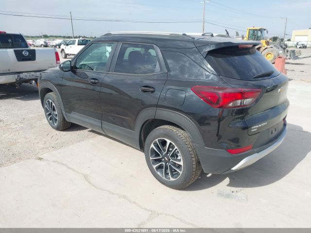 2024 CHEVROLET TRAILBLAZER KL79MRSL1RB072511 Photo 2