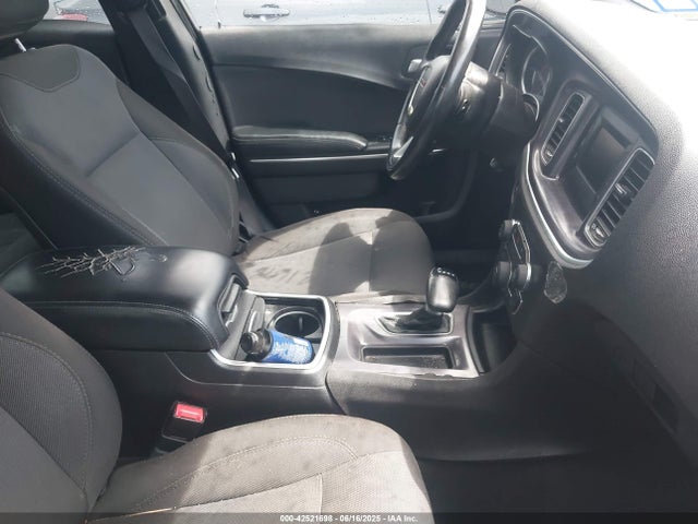 2C3CDXBG1GH180247 Dodge 2016