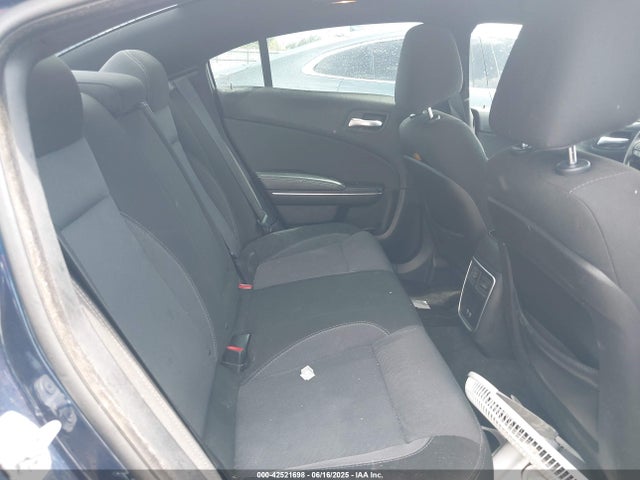 2C3CDXBG1GH180247 Dodge 2016