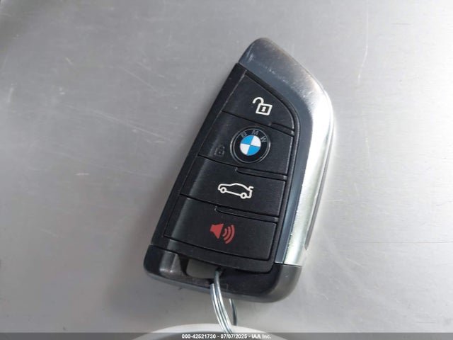 WBXHU7C59K3H45862 BMW 2019