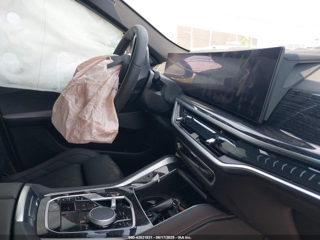 BMW 2025 2025 5UX33EX04S9Y77773 Image 5