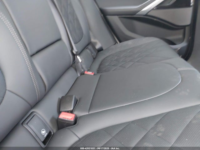 BMW 2025 2025 5UX33EX04S9Y77773 Image 8
