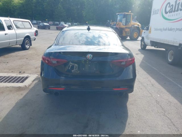 ZARFAEEN8J7597857 Alfa Romeo Giulia Ti Awd