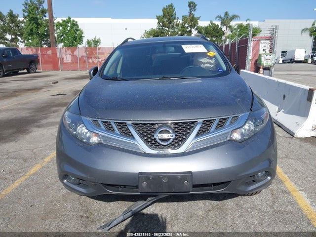 JN8AZ1MU1EW400235 Nissan 2014