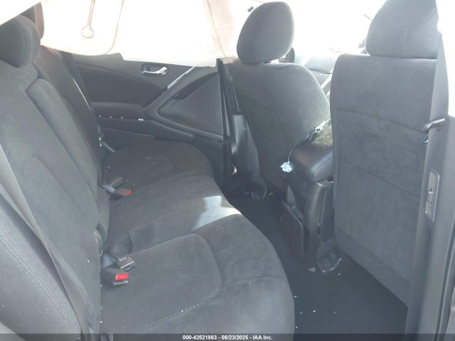 JN8AZ1MU1EW400235 Nissan 2014