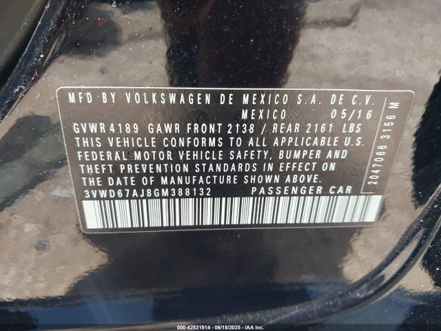 3VWD67AJ8GM388132 Volkswagen 2016