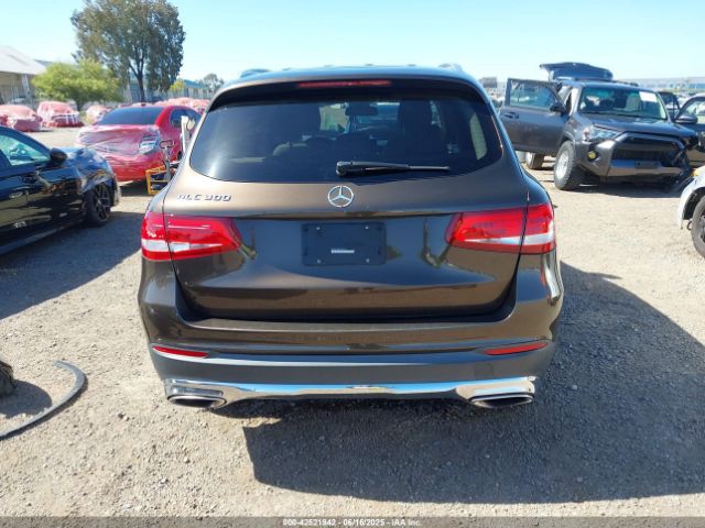 WDC0G4JB8JV105614 Mercedes-Benz m274