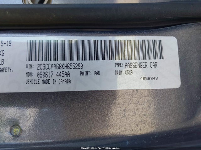 2C3CCAAG8KH655290 Chrysler 300