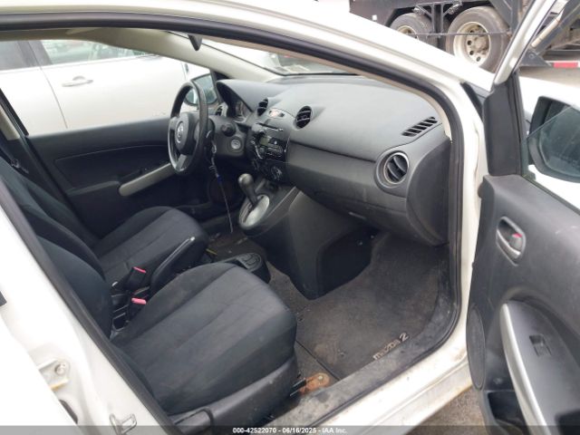 JM1DE1KZ9E0179912 Mazda Mazda2 Sport