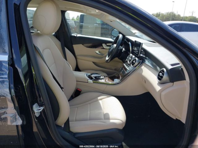 2015 MERCEDES-BENZ C 300 55SWF4KB0FU079290 Photo 4