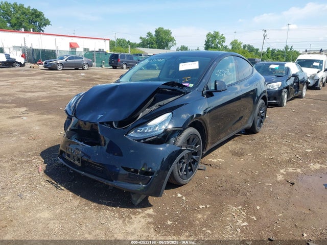 2022 TESLA MODEL Y 7SAYGDEE8NF434074 Photo 1