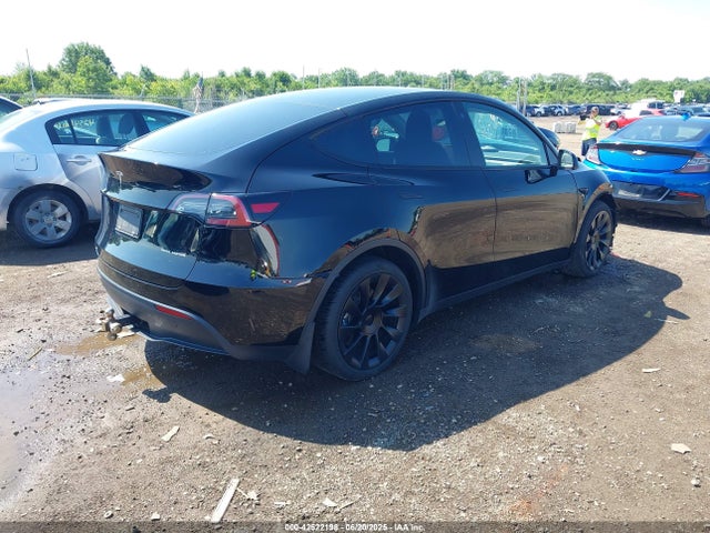 2022 TESLA MODEL Y 7SAYGDEE8NF434074 Photo 3