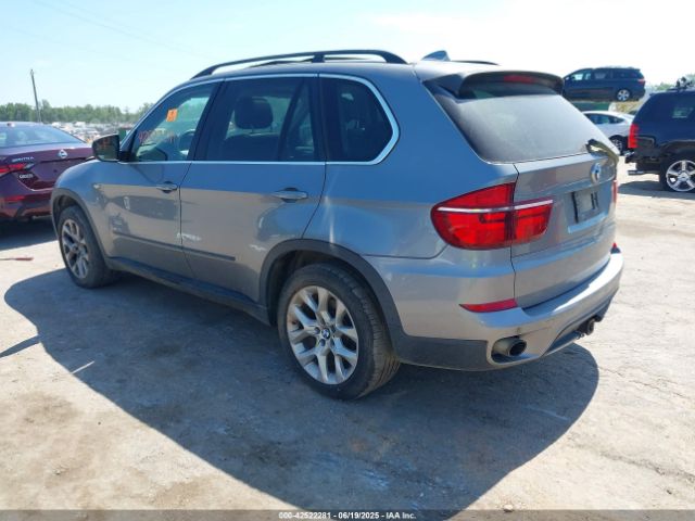 2013 BMW X5 5UXZV4C51D0B09114 Photo 2
