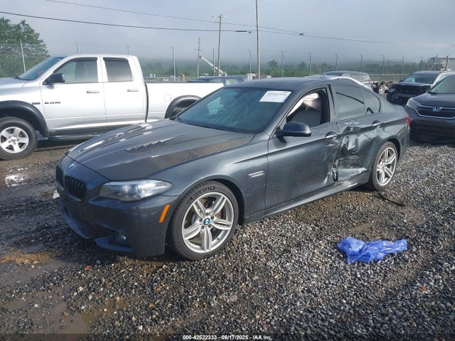BMW 2015 2015 WBA5B1C53FD922533 Image 2