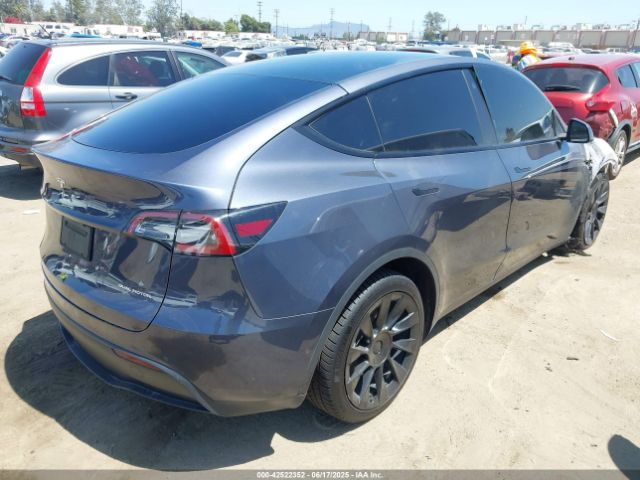 2022 TESLA MODEL Y 7SAYGDEE8NF511588 Photo 3