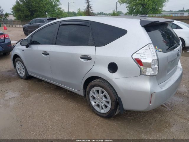 2013 TOYOTA PRIUS V JTDZN3EU1D3200184 Photo 2