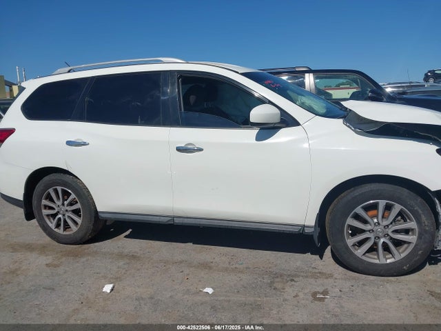 Nissan 2016 2016 5N1AR2MN5GC623646 Image 14
