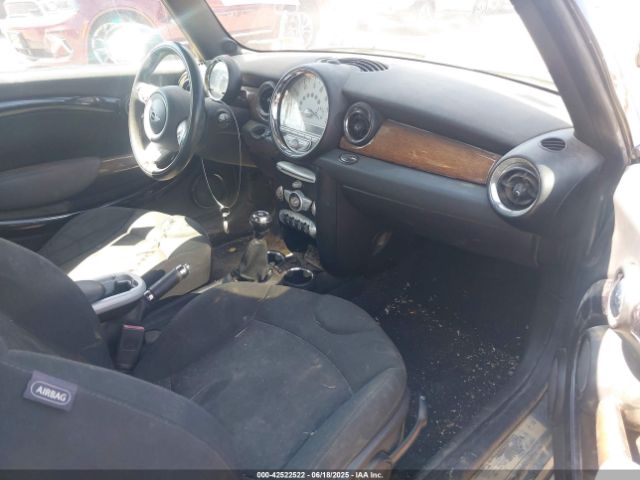 2008 MINI COOPER WMWMF33528TU65542 Photo 4