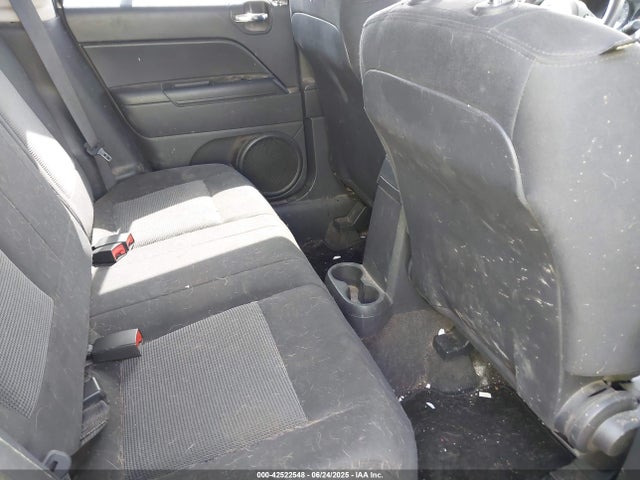 1C4NJRBB8ED751952 Jeep 2014