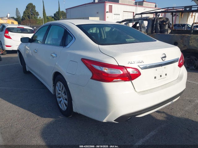 1N4AL3APXHC161643 Nissan 2017