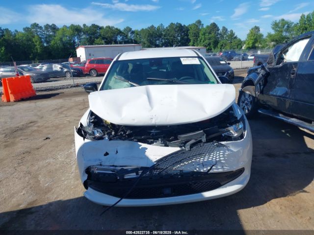 2C4RC1CG8RR106731 Chrysler Voyager