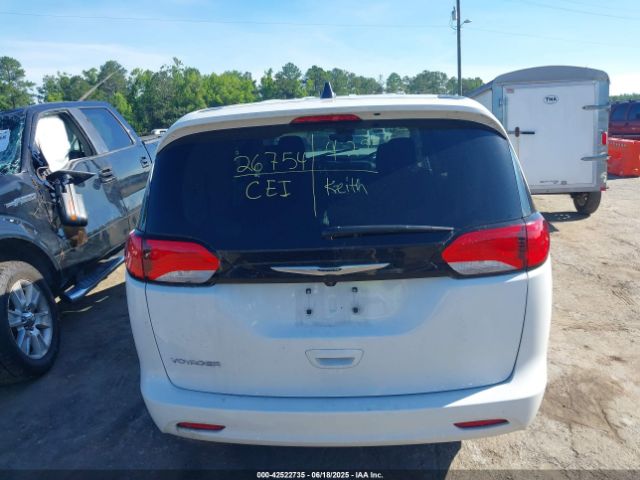 2C4RC1CG8RR106731 Chrysler Voyager