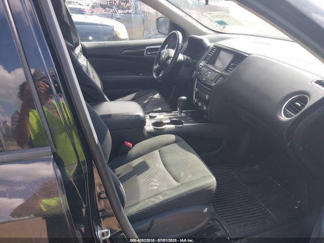 Nissan 2019 2019 5N1DR2MM4KC595142 Image 5