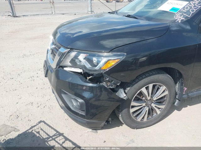 Nissan 2019 2019 5N1DR2MM4KC595142 Image 6