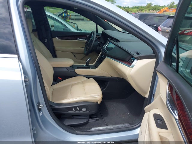2017 CADILLAC XT5 1GYKNBRS6HZ298792 Photo 4