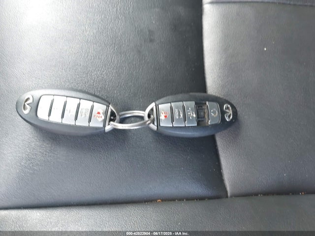 JN1EV7AR7HM836764 Infiniti 2017