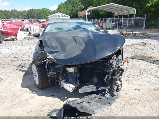 1C3CCCFB1GN189046 Chrysler 200