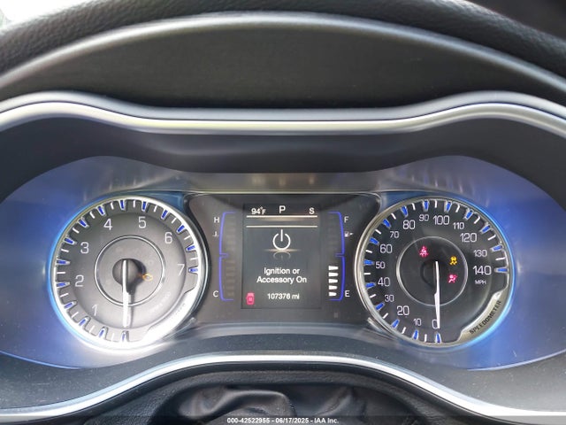 1C3CCCFB1GN189046 Chrysler 200