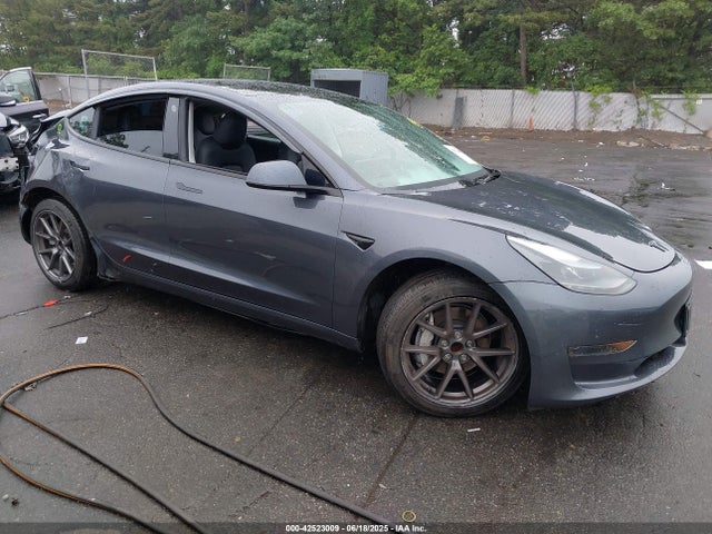 2023 TESLA MODEL 3 5YJ3E1EA5PF675666 Photo 0