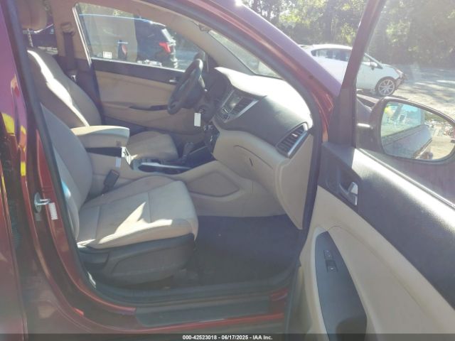 2016 HYUNDAI TUCSON KM8J33A49GU157538 Photo 4