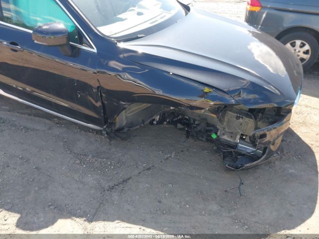 2019 VOLVO XC60 LYV102DL2KB184884 Photo 5