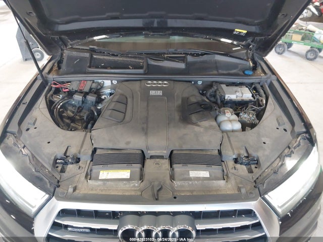 2019 AUDI Q7 WA1LAAF7XKD011730 Photo 9