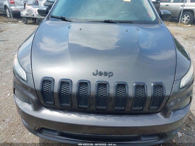 1C4PJLAS1GW330198 Jeep Cherokee Altitude