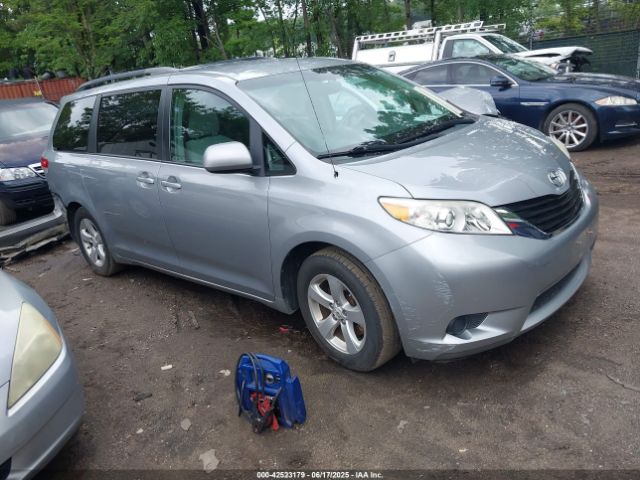 2011 TOYOTA SIENNA 5TDKK3DC8BS161317