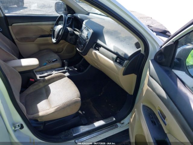 2014 MITSUBISHI OUTLANDER JA4AD3A37EZ006846 Photo 4