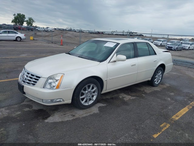 2010 CADILLAC DTS 1G6KD5EY9AU110745 Photo 1