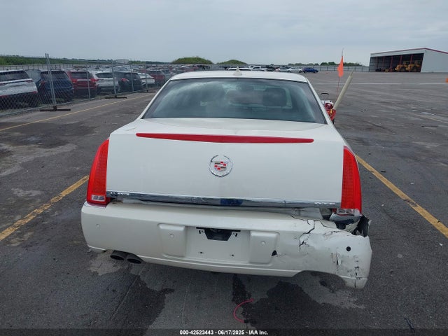 2010 CADILLAC DTS 1G6KD5EY9AU110745 Photo 5
