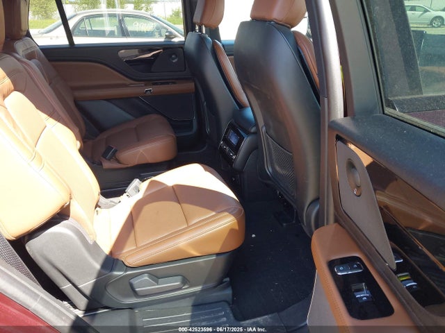 5LM5J7XC7PGL13911 Lincoln gtdi