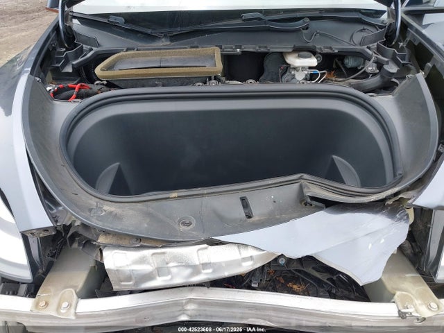 2020 TESLA MODEL Y 5YJYGDEE1LF044914 Photo 9