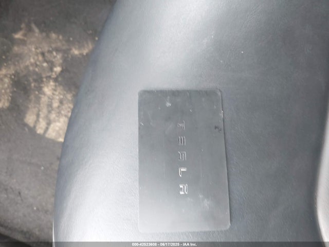 2020 TESLA MODEL Y 5YJYGDEE1LF044914 Photo 10