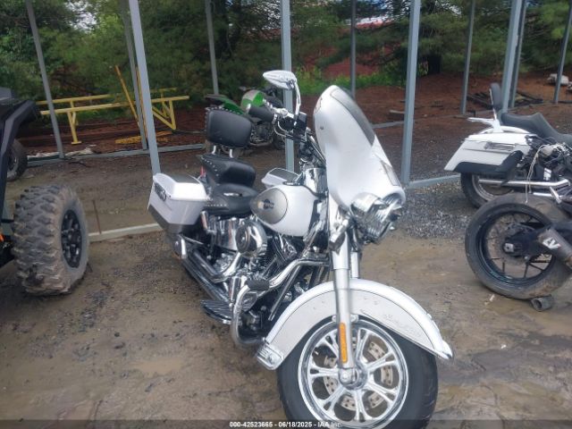 2008 HARLEY-DAVIDSON FLSTC 1HD1BW5118Y048282