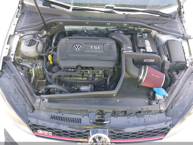 3VW5T7AU5GM036066 Volkswagen 2016