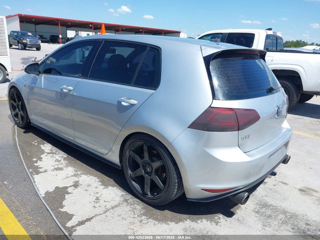 3VW5T7AU5GM036066 Volkswagen 2016
