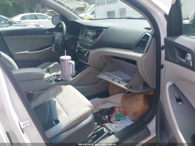 2017 HYUNDAI TUCSON KM8J3CA23HU475350 Photo 4